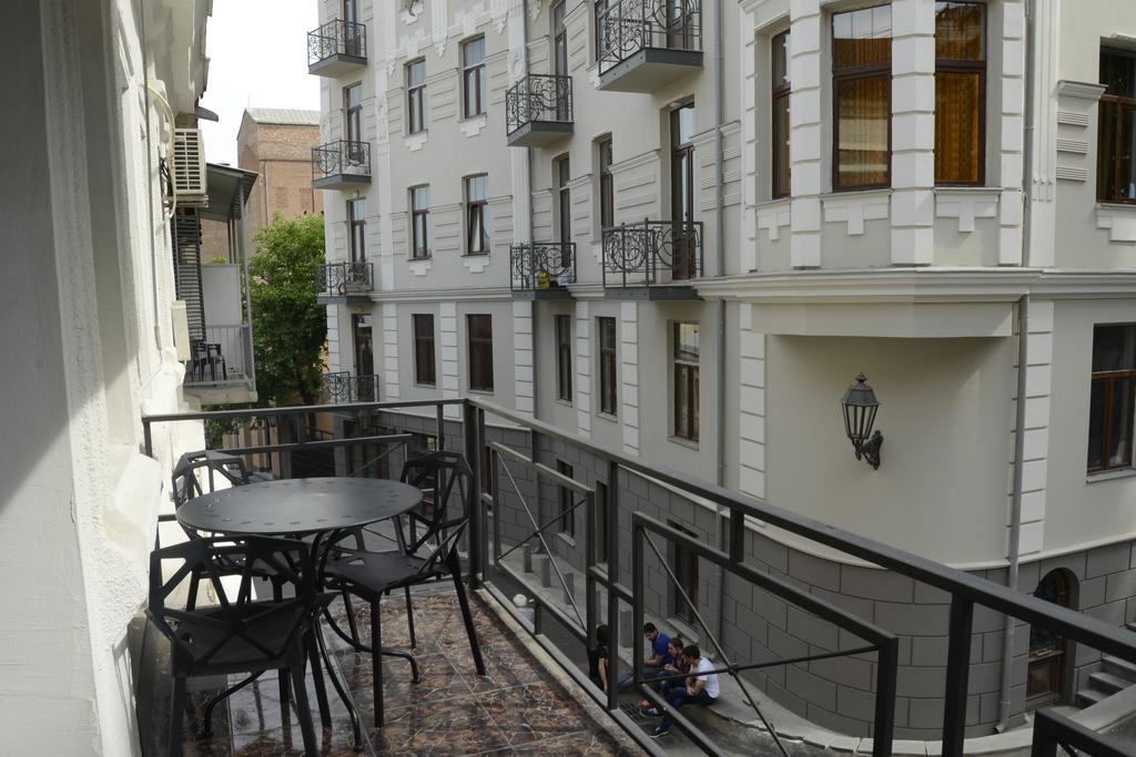 Opera Hotel Тбилиси Экстерьер фото
